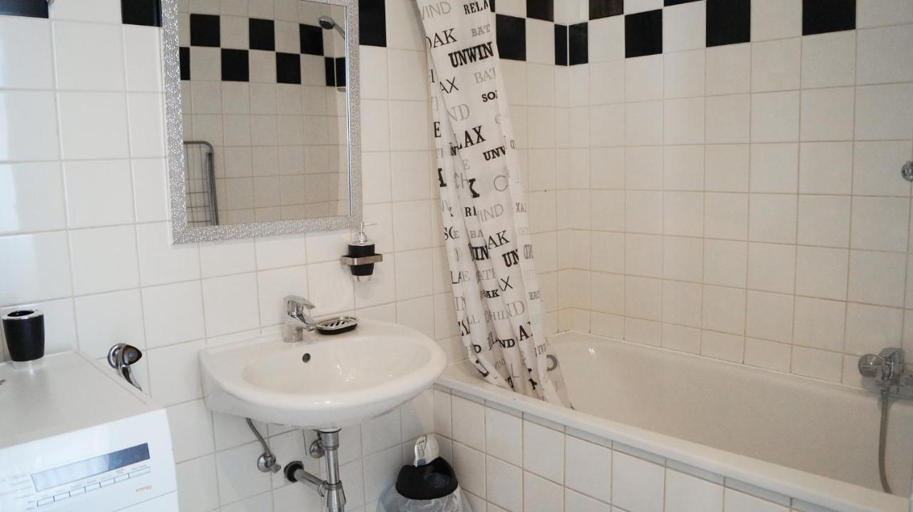 Gorgeous 2br - Spacious & Suitable For Everyone * Wenen